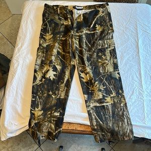 Camo Hunting Pants- Columbia -38- adjustable